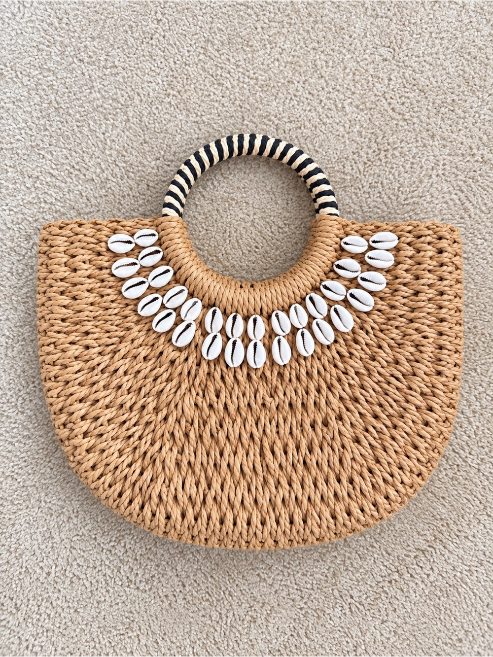 Natural Straw Shell Accent Tote Bag